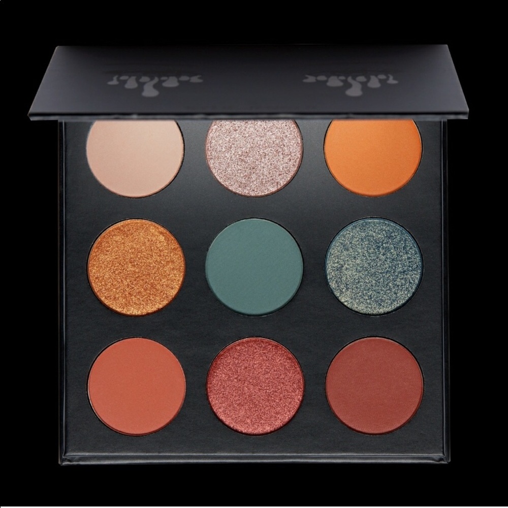 Kylie Cosmetics Blue Honey Palette - Picture 2 of 3